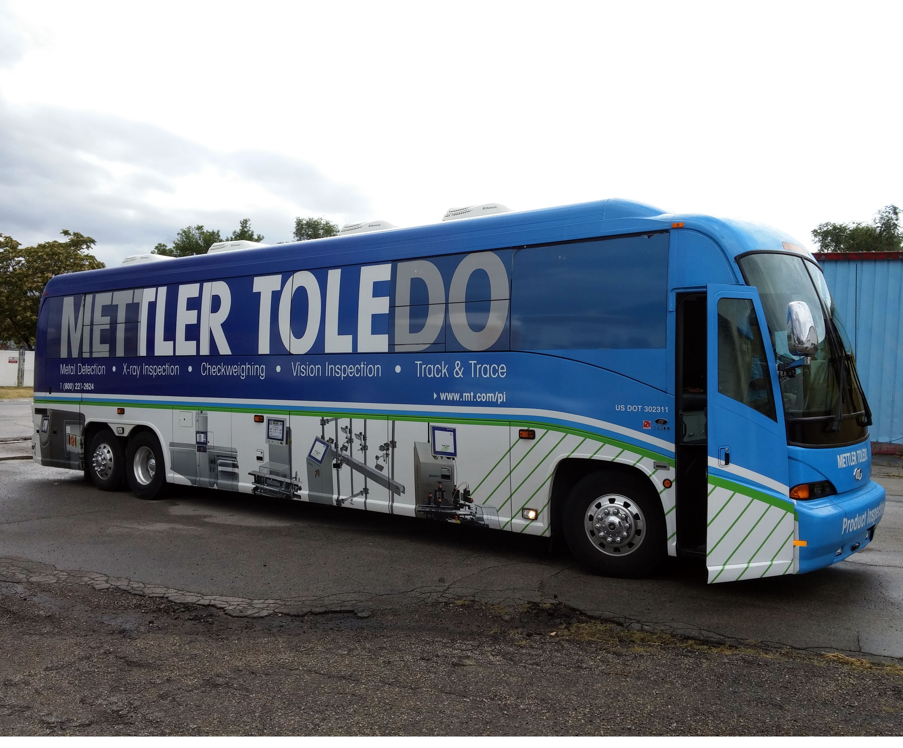 METTLER TOLEDO Bus Gives Propeller a Visit - Propeller Inc